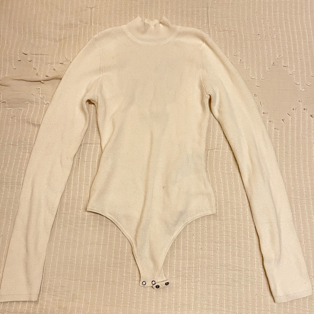 Abercrombie Cream Mockneck Bodysuit